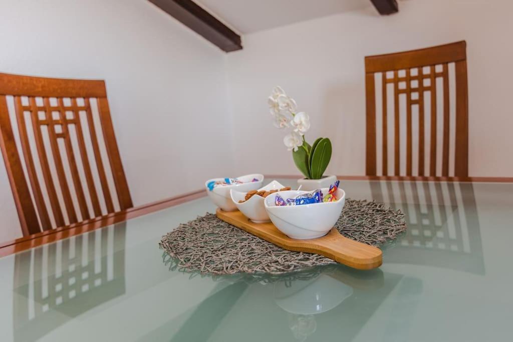 Apartment Roko - Up To 4 People With Free Parking Zara Esterno foto
